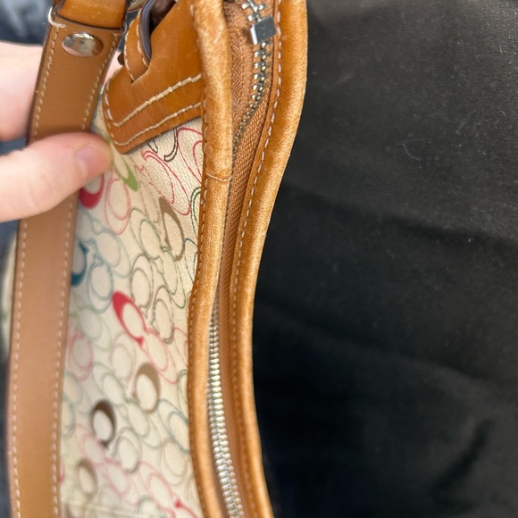 Coach Chelsea Heritage Signature Stripe Hobo No.C1069-F15138 - Picture 9 of 16